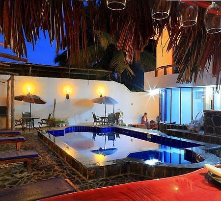 Galapagos Islands Hotel Пуэрто-Айора Экстерьер фото
