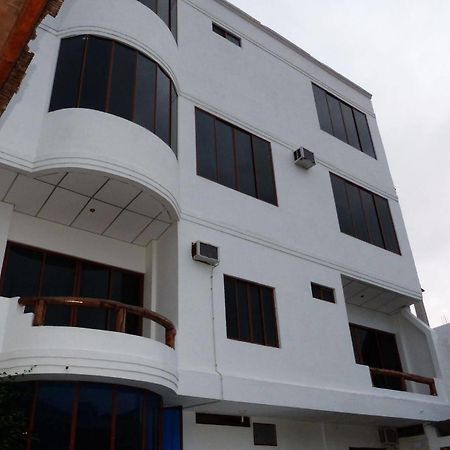 Galapagos Islands Hotel Пуэрто-Айора Экстерьер фото