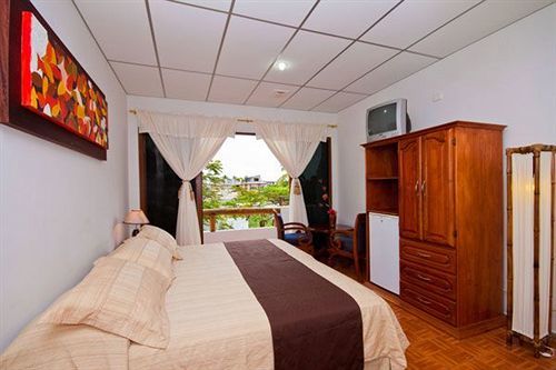 Galapagos Islands Hotel Пуэрто-Айора Экстерьер фото