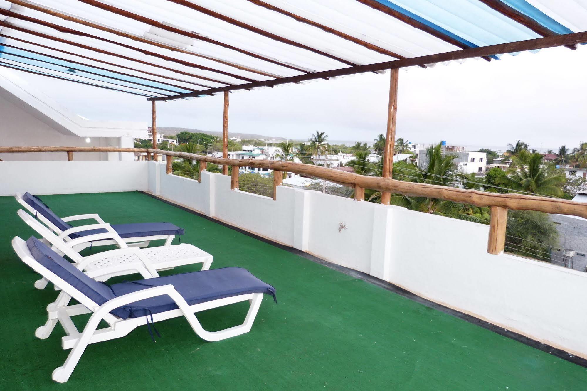 Galapagos Islands Hotel Пуэрто-Айора Экстерьер фото